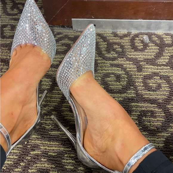 Steve Madden Heels Size 6 - Picture 3 of 3